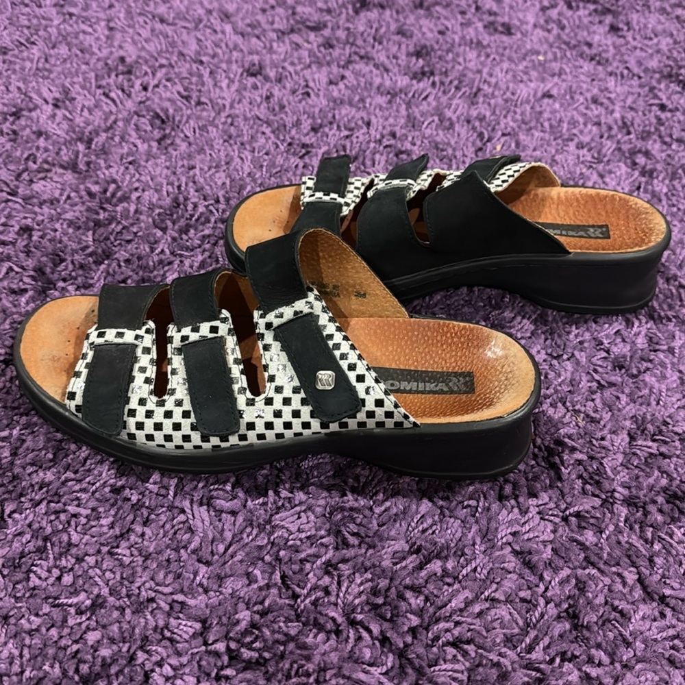 Romika Women’s Black and White Leather Slides Sz40 US 9